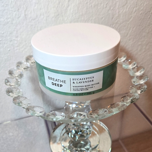 Eucalyptus Lavender Body Butter Bath & Body Works - Picture 4 of 4